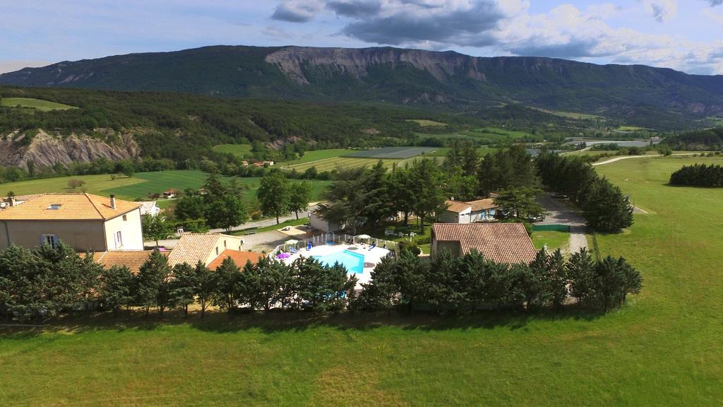 Vvf Haute Provence Lagrand 外观 照片